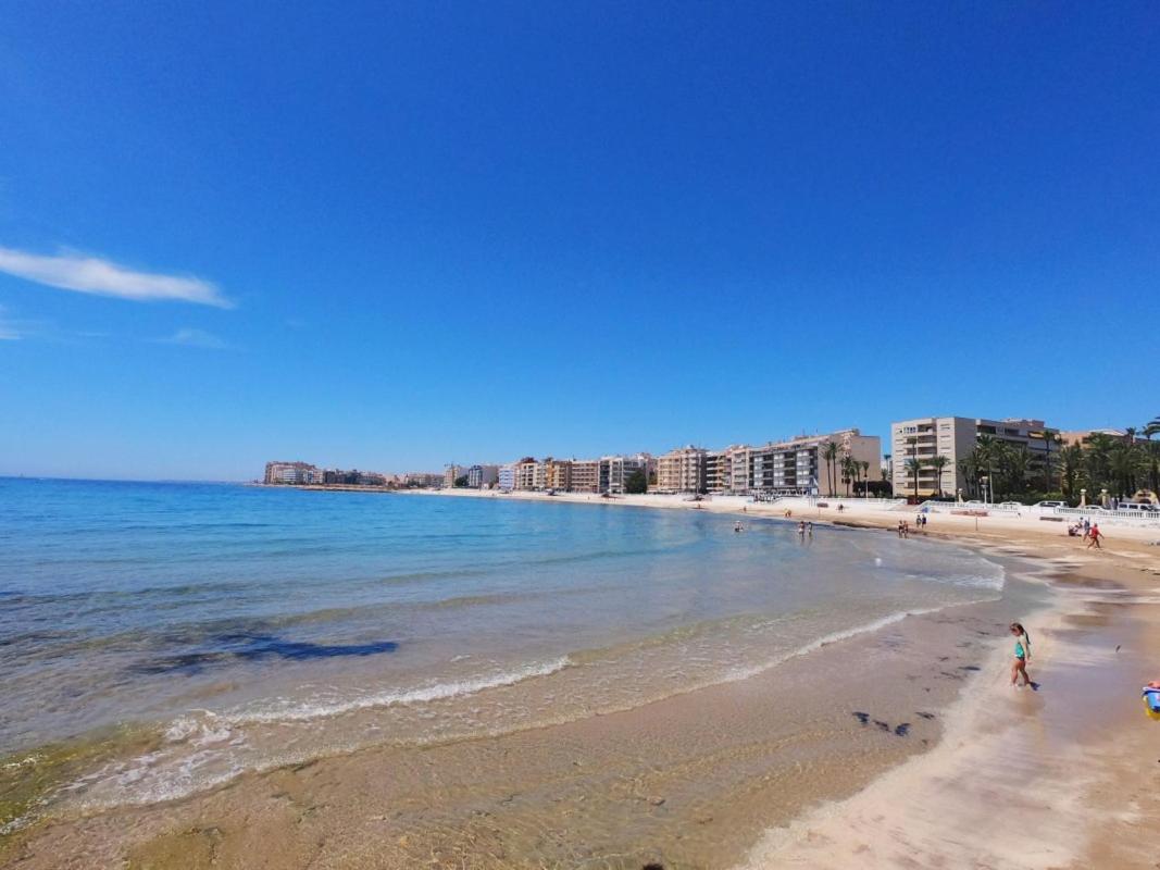 100 Mt Playa De Los Locos Torrevieja Exteriör bild